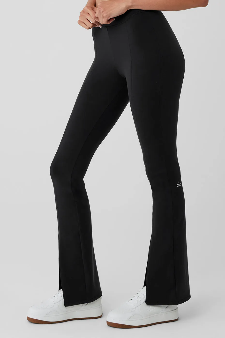 Airbrush High-Waist Flutter Legging - Black