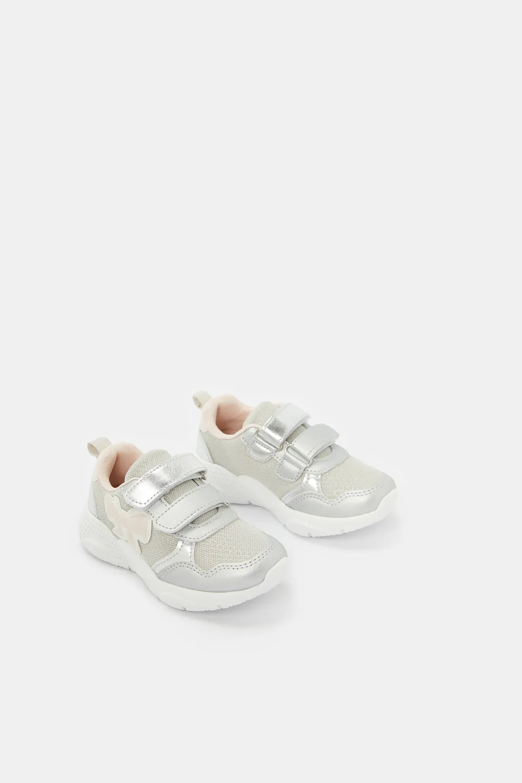 Girls Sliver Bow Trim Sneaker